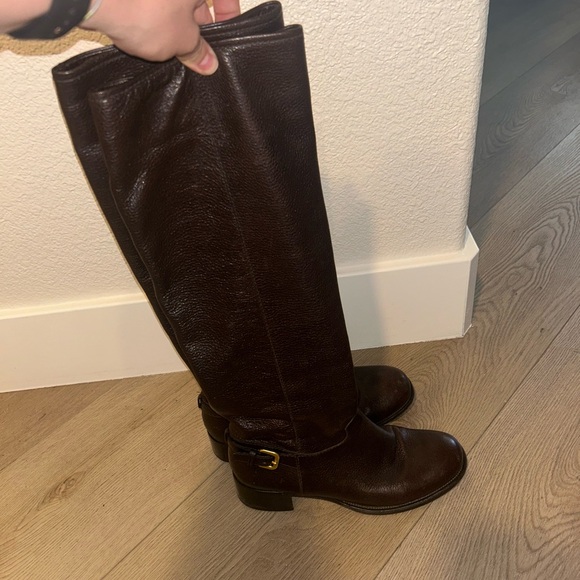 Brown Leather Prada Boots - Picture 5 of 8